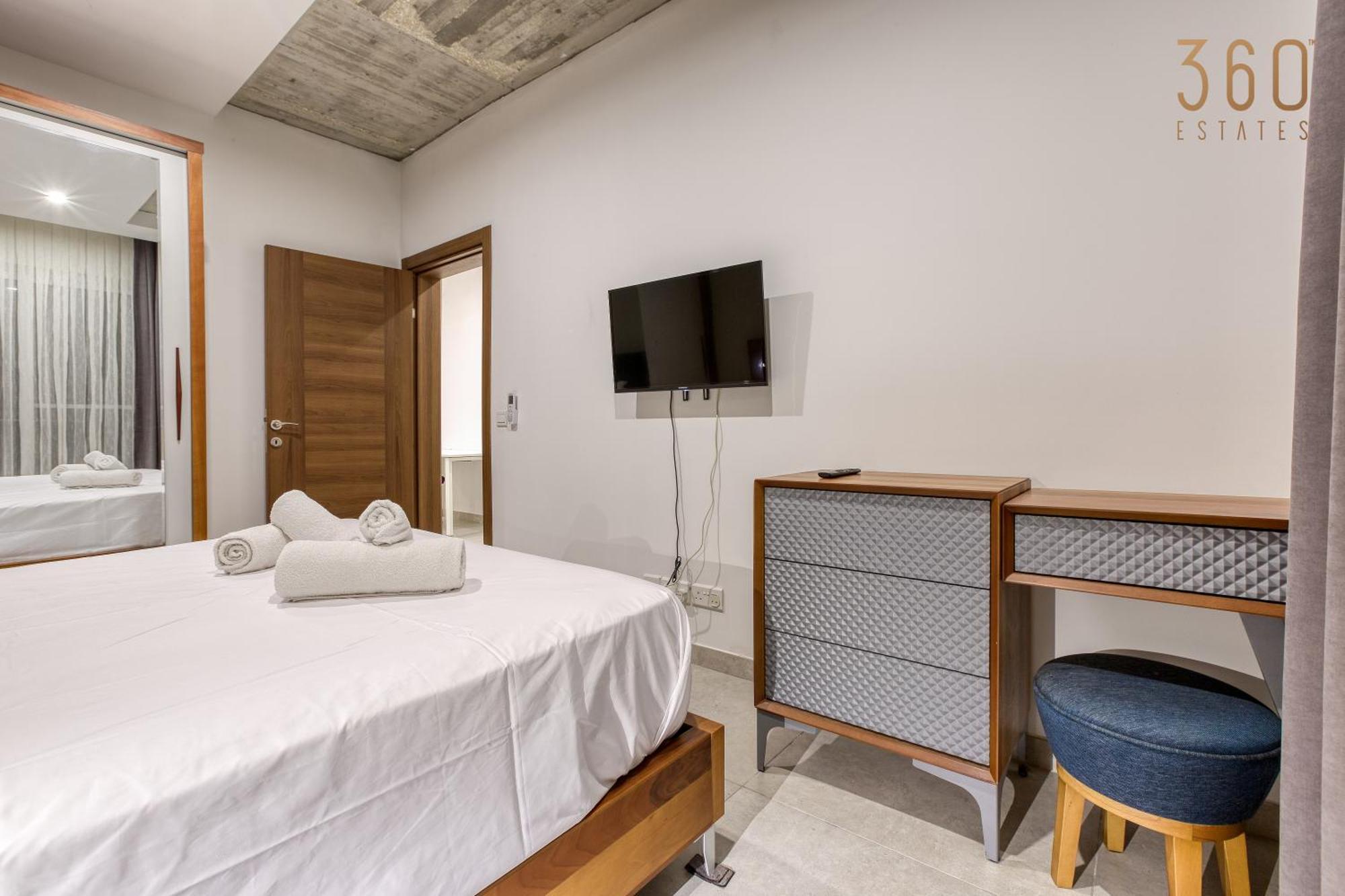 The Swieqi Poolside Suites Is-Swieqi Екстериор снимка